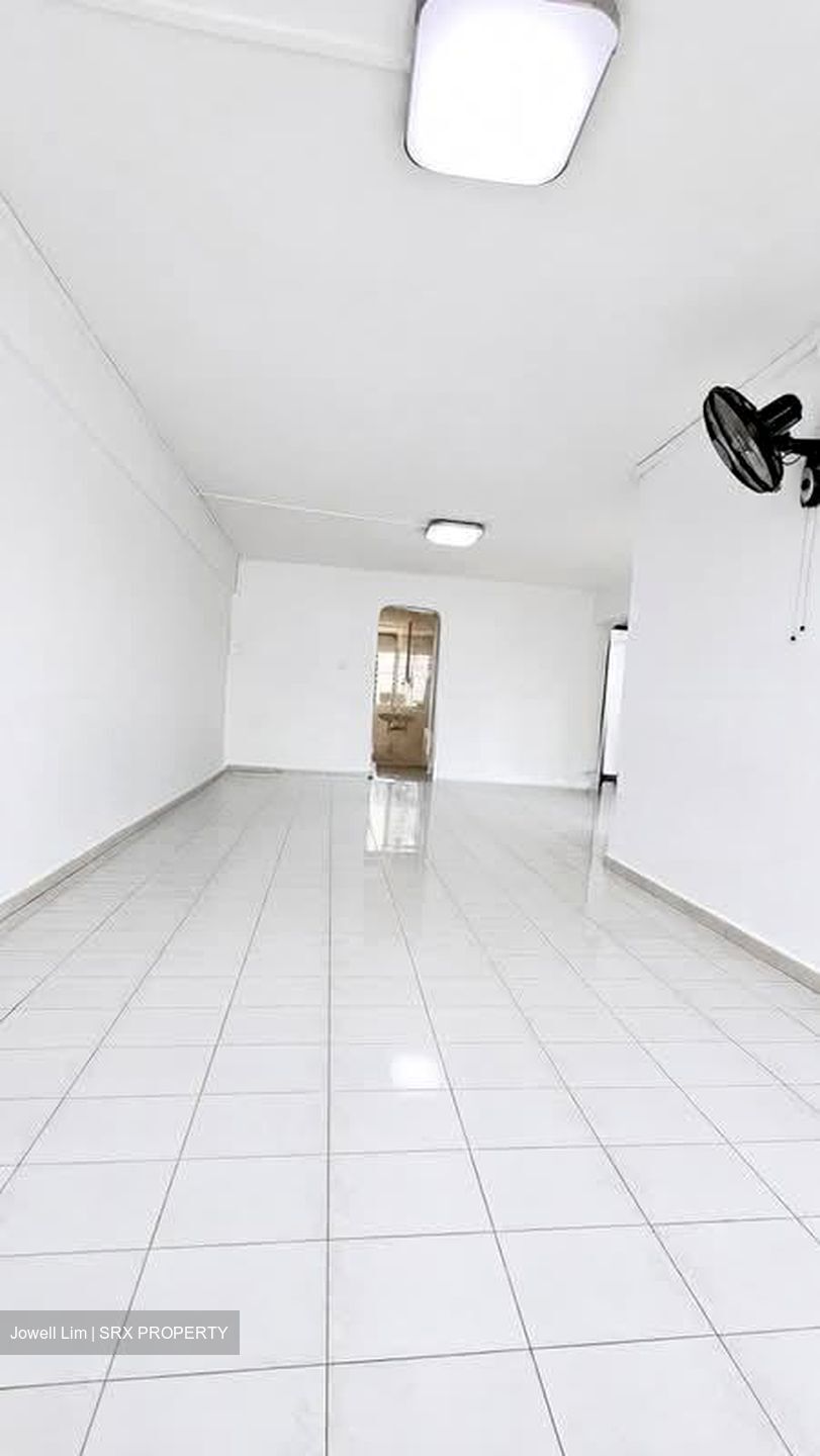 Blk 106 Woodlands Street 13 (Woodlands), HDB 4 Rooms #588896861